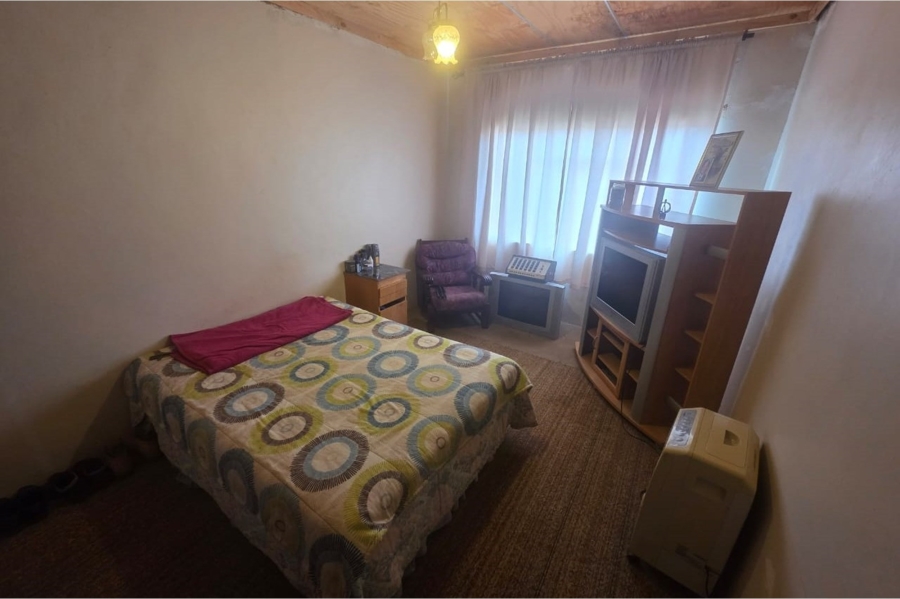 4 Bedroom Property for Sale in Roodepan Northern Cape